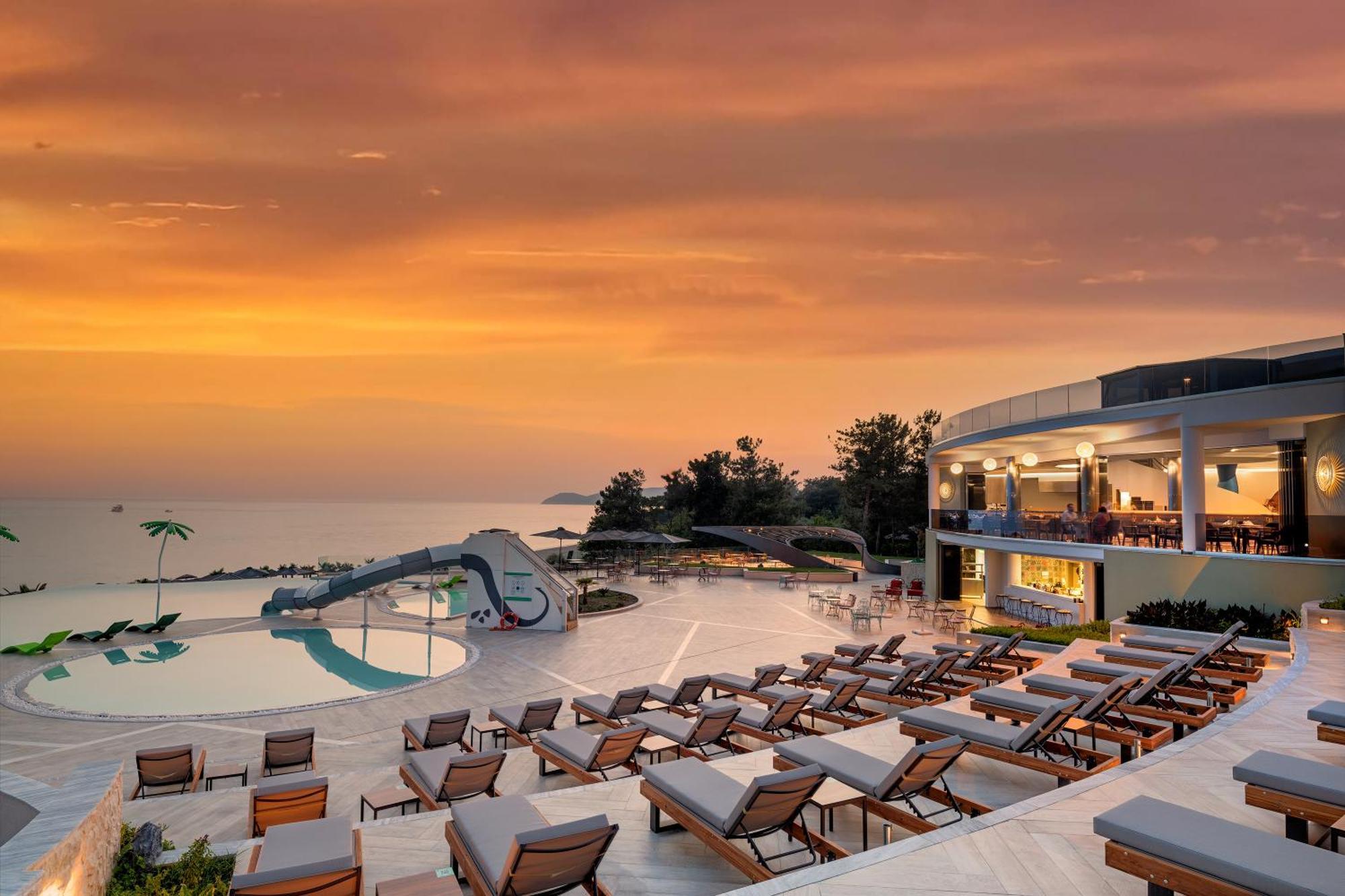 Alexandra Elegance Bridging Generations (Adults Only) Hotel Potos Exterior photo